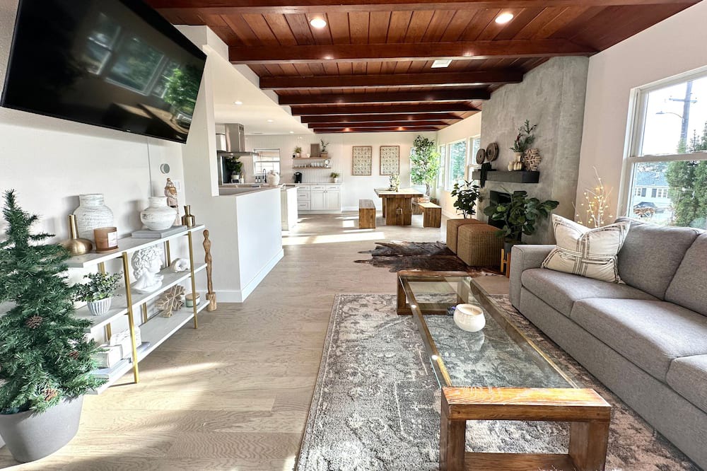 Photo of Outdoor in Merriewood