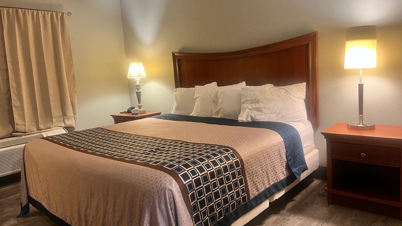Photo of Bedroom in Huntington