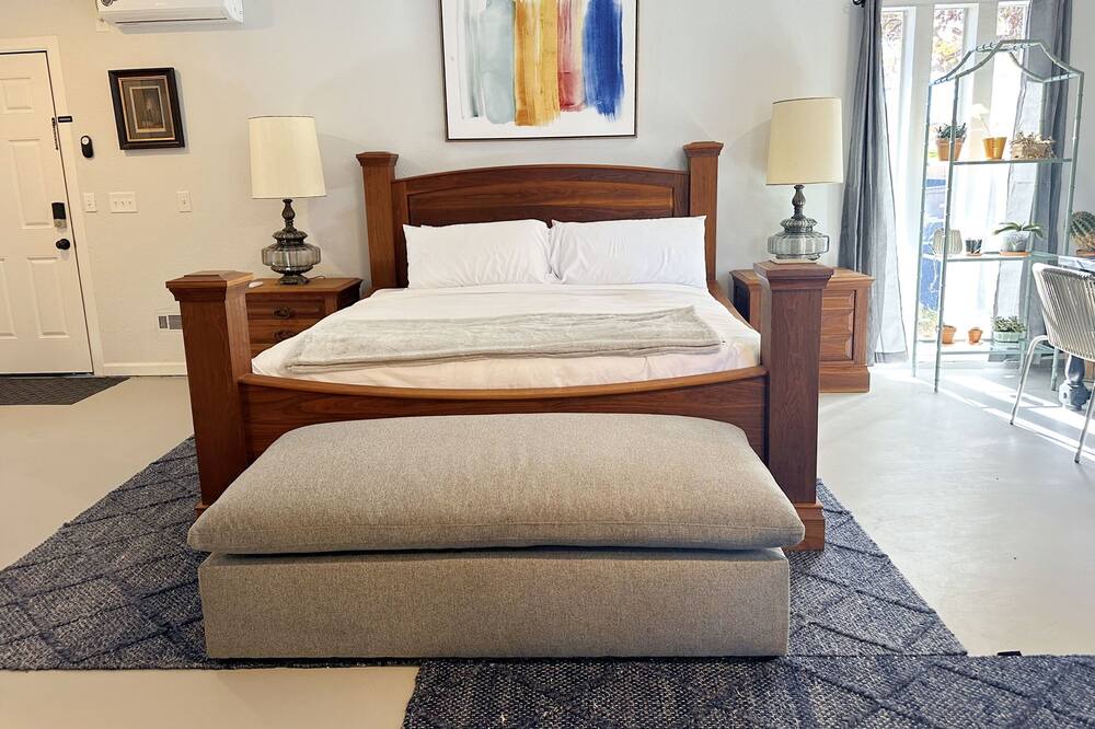 Photo of Bedroom in Central Oklahoma City