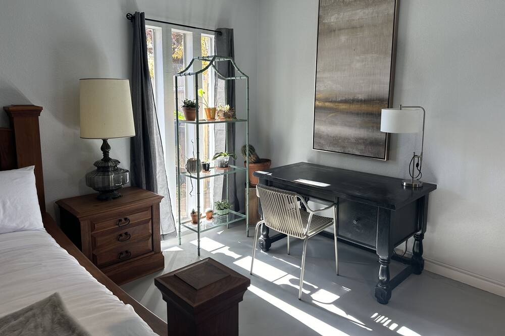 Photo of Bedroom in Central Oklahoma City