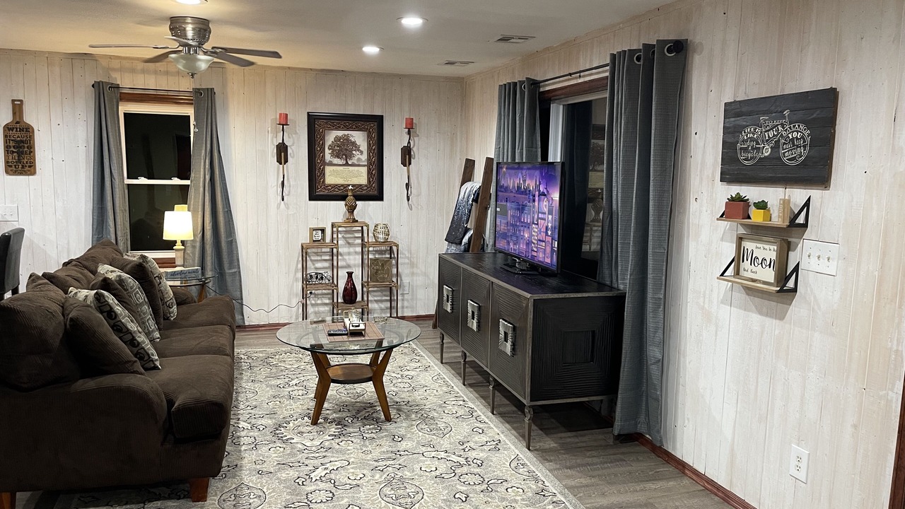 Photo of Livingroom in Hulbert