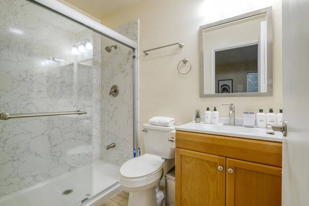 Photo of Bathroom in Fremont