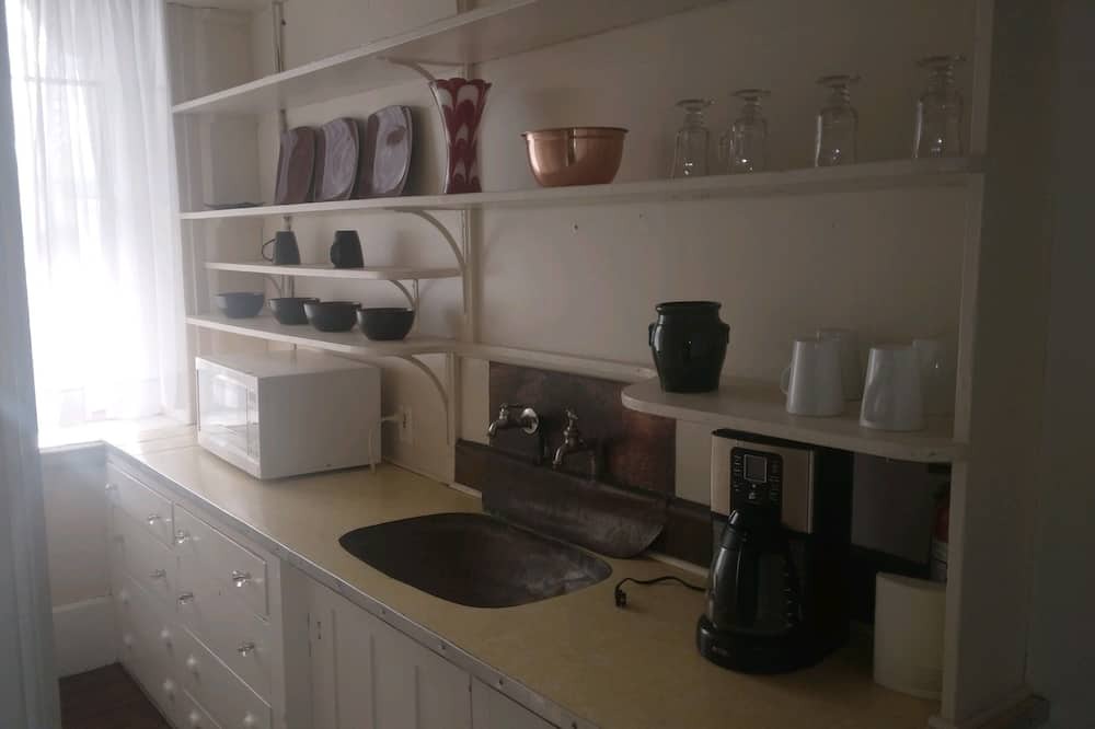 Photo of Kitchen in Ogdensburg