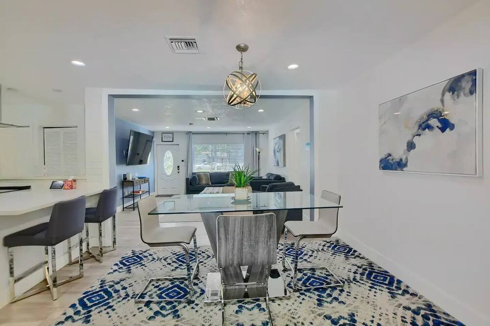 Photo of Kitchen in Central Corals