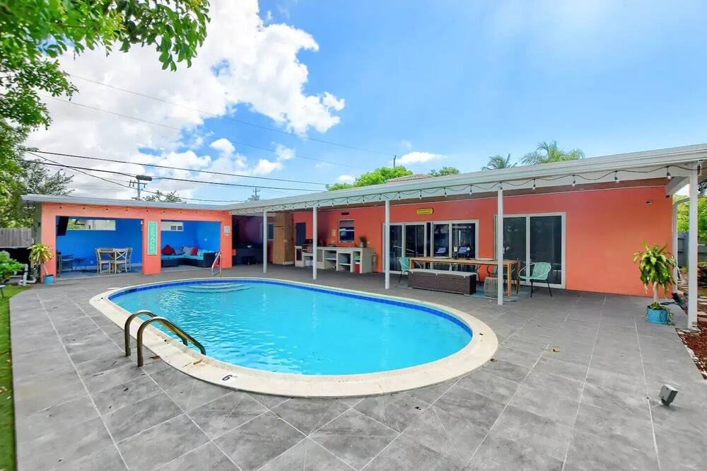 Photo of Outdoor in Central Corals