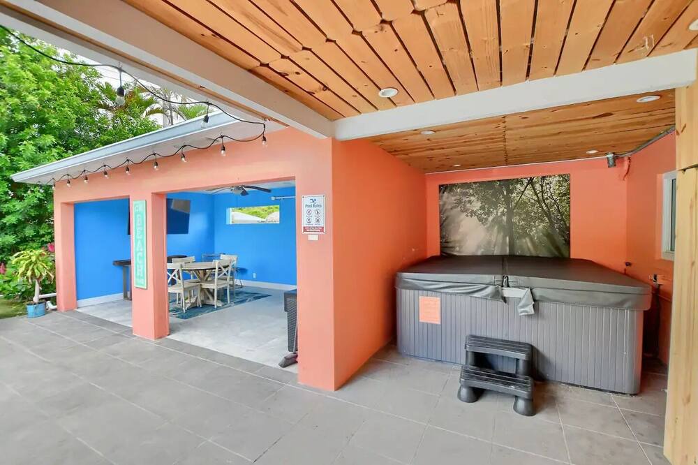 Photo of Outdoor in Central Corals