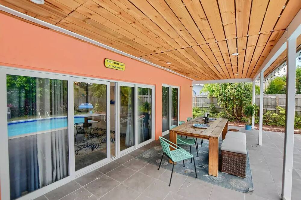Photo of Outdoor in Central Corals
