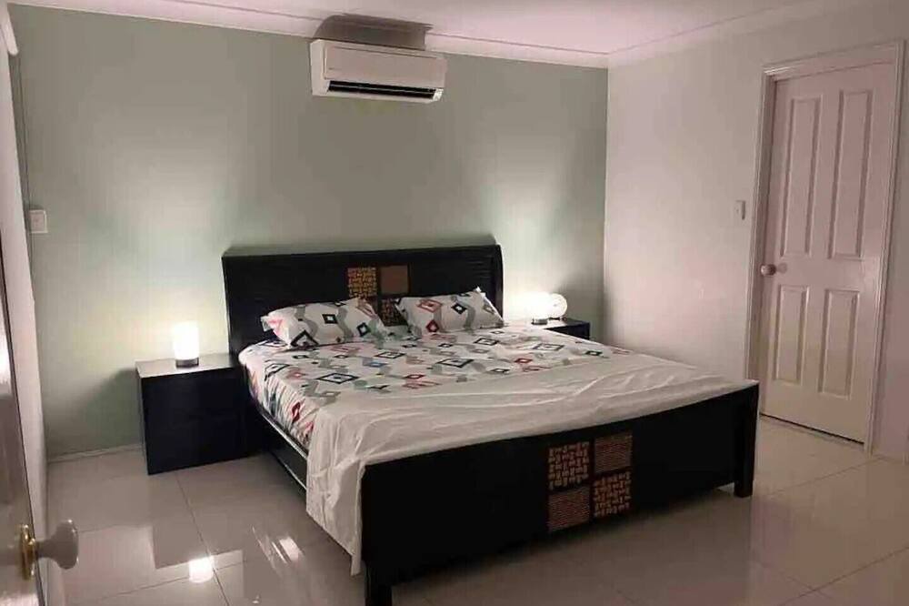 Photo of Bedroom in Calamvale