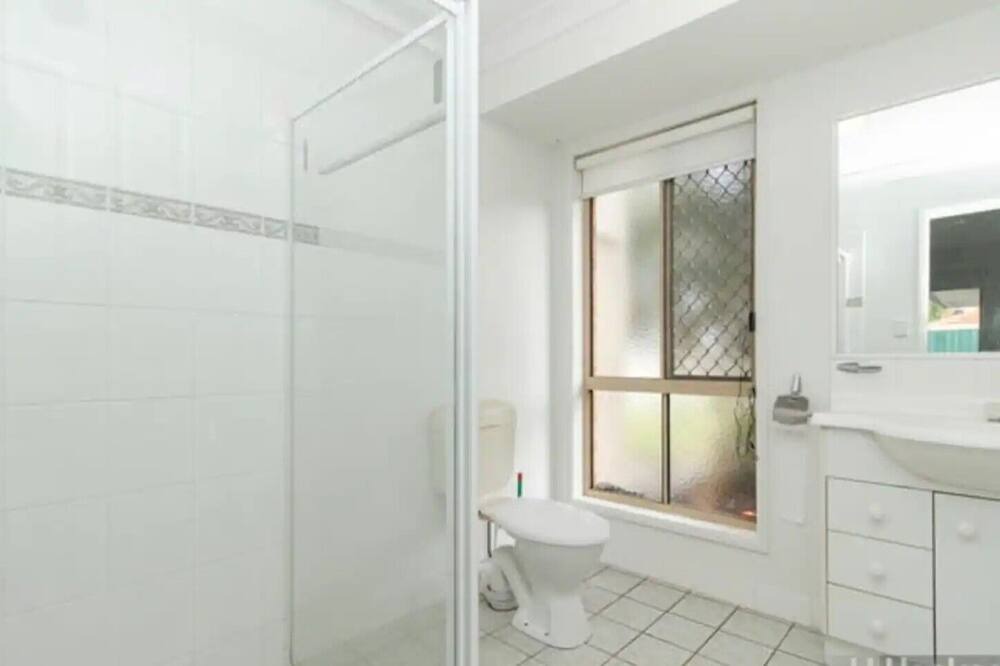 Photo of Bathroom in Calamvale
