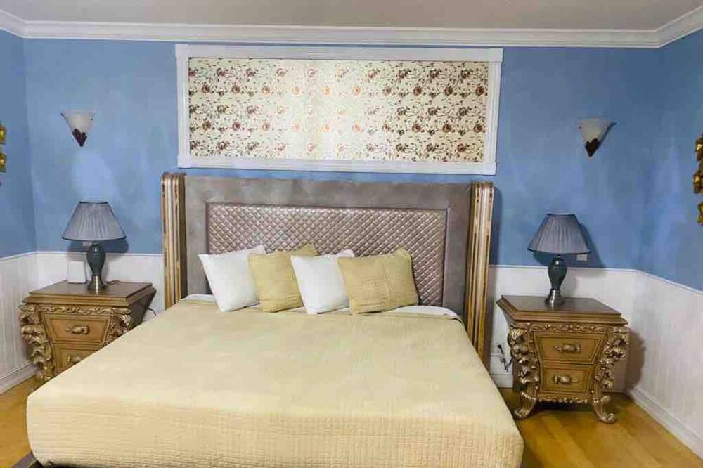 Photo of Bedroom in Cocoa Beach