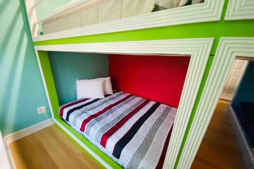 Photo of Bedroom in Cocoa Beach