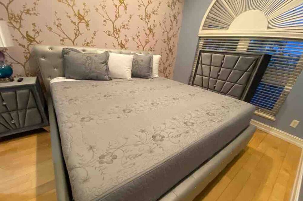 Photo of Bedroom in Cocoa Beach