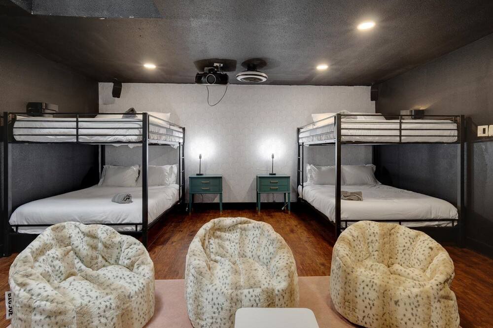 Photo of Bedroom in North Central Carrollton