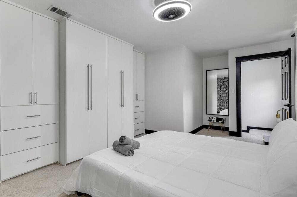 Photo of Bedroom in North Central Carrollton