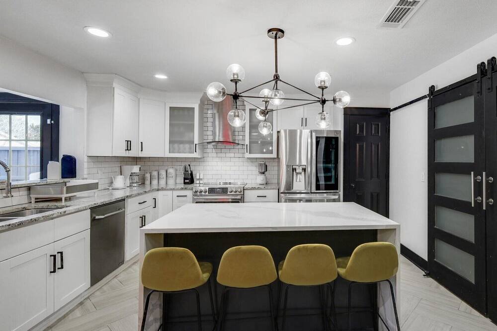 Photo of Kitchen in North Central Carrollton