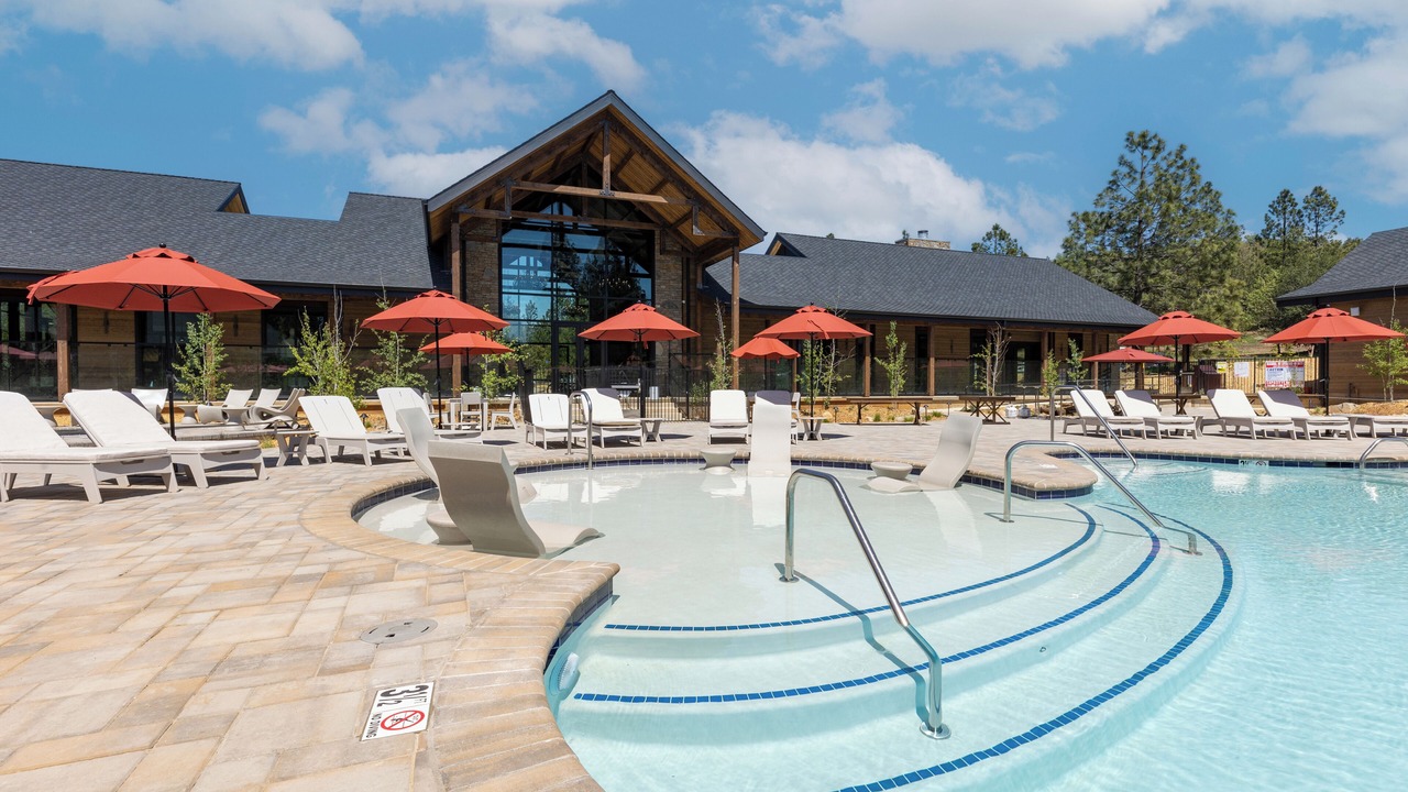 Photo of Outdoor in Groveland