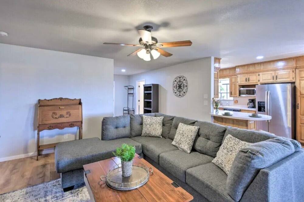 Photo of Livingroom in Lake Brownwood