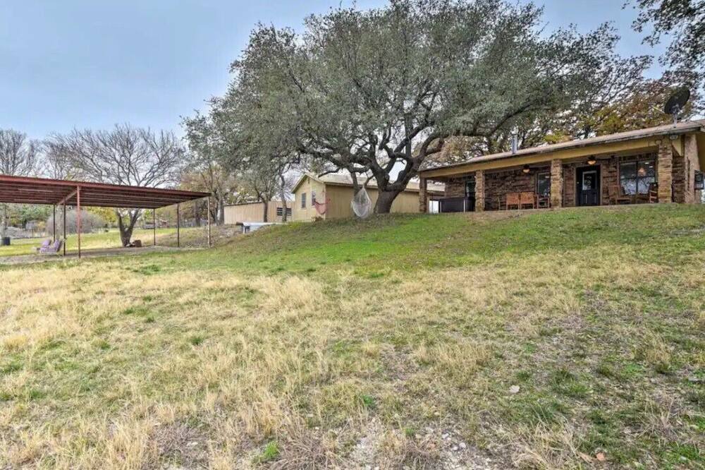 Photo of Outdoor in Lake Brownwood