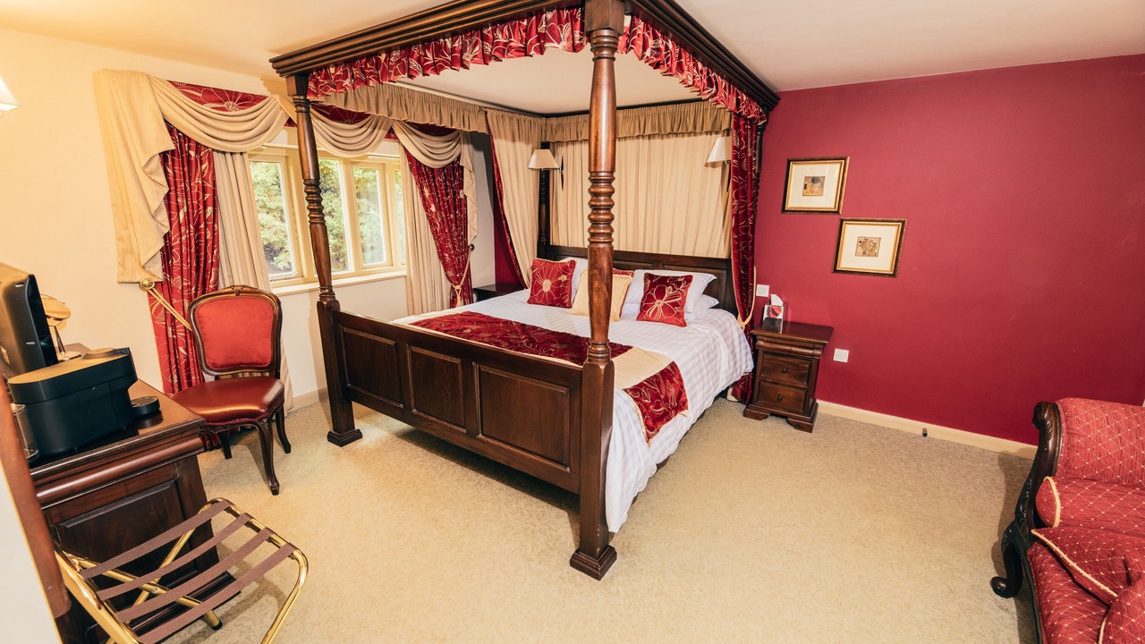 Photo of Bedroom in Eye