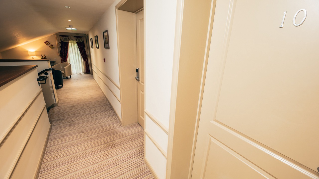 Photo of Others in Eye