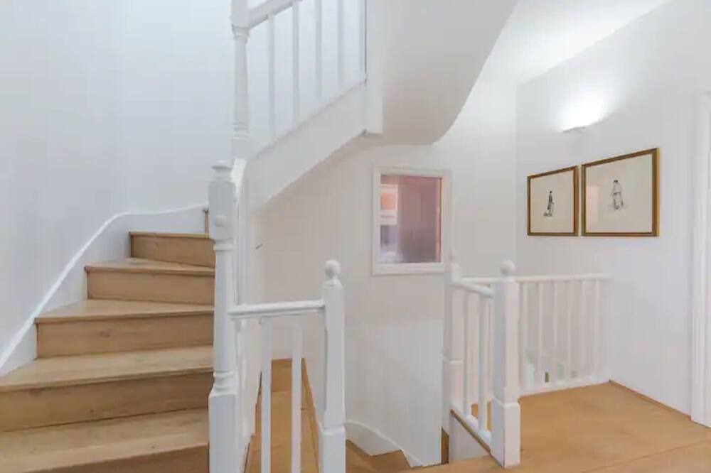 Photo of Others in North Kensington