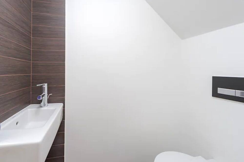 Photo of Bathroom in North Kensington