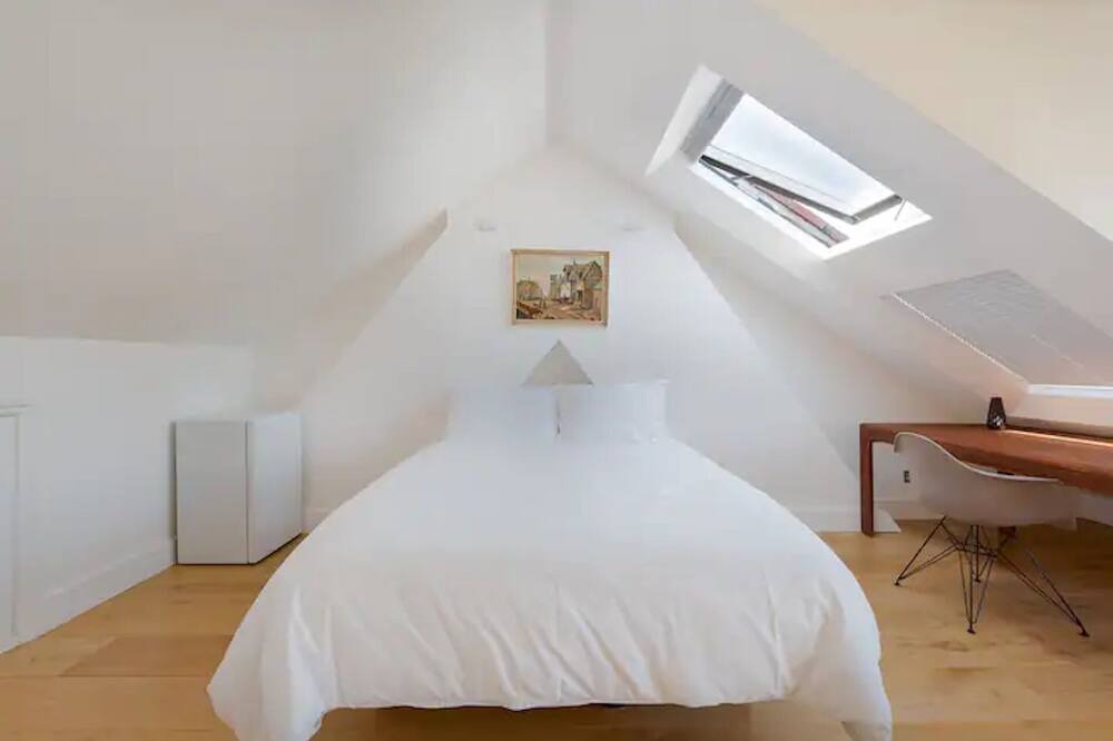 Photo of Bedroom in North Kensington