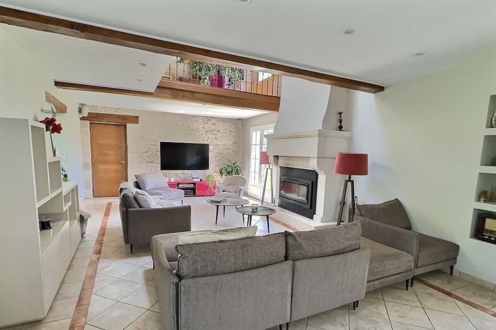 Photo of Livingroom in Castres