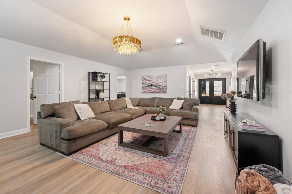 Photo of Livingroom in Grapevine