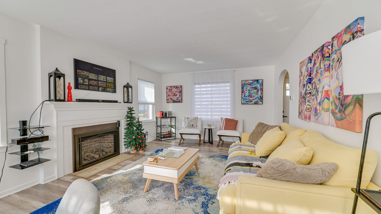 Photo of Livingroom in Rochester