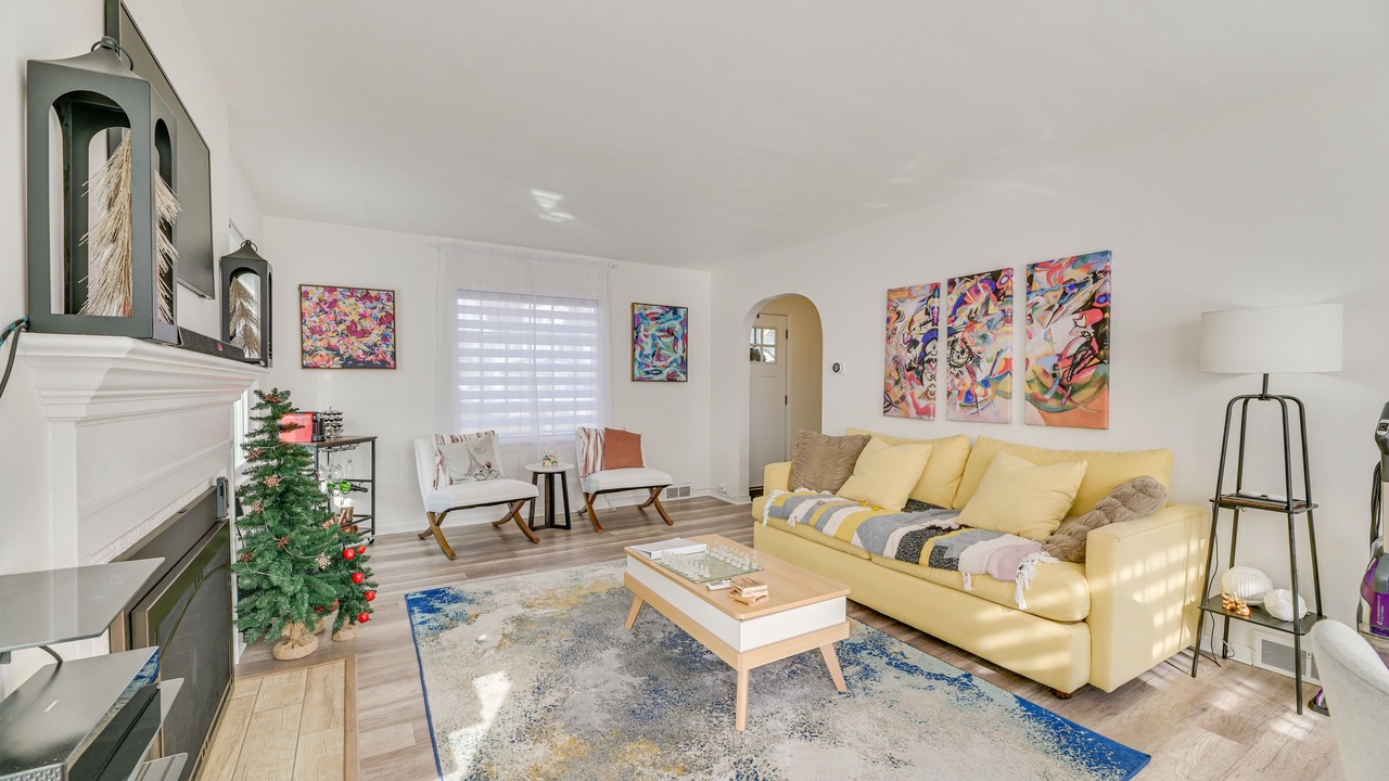Photo of Livingroom in Rochester