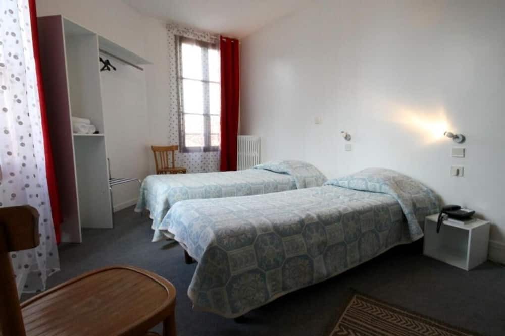 Photo of Bedroom in Coulommiers