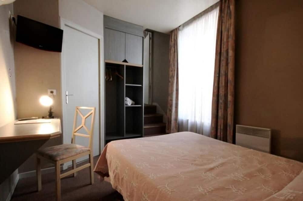 Photo of Bedroom in Coulommiers