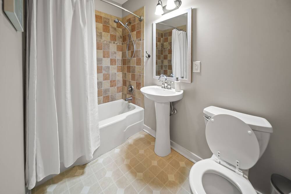 Photo of Bathroom in Pineville
