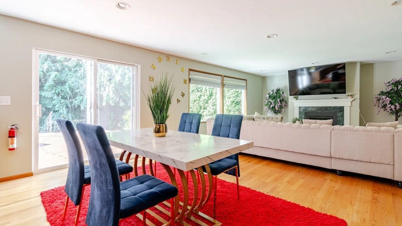 Photo of Others in Silver Lake