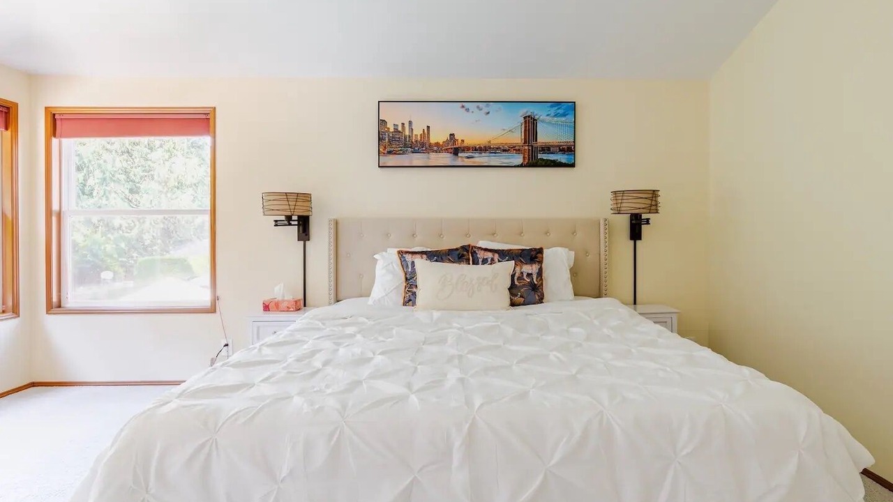 Photo of Others in Silver Lake