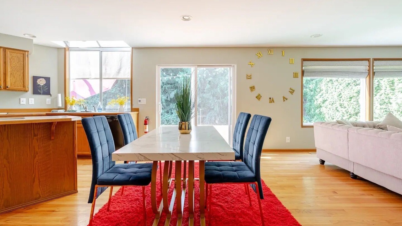 Photo of Others in Silver Lake