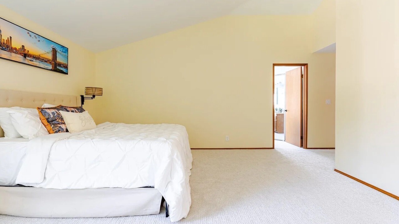 Photo of Others in Silver Lake