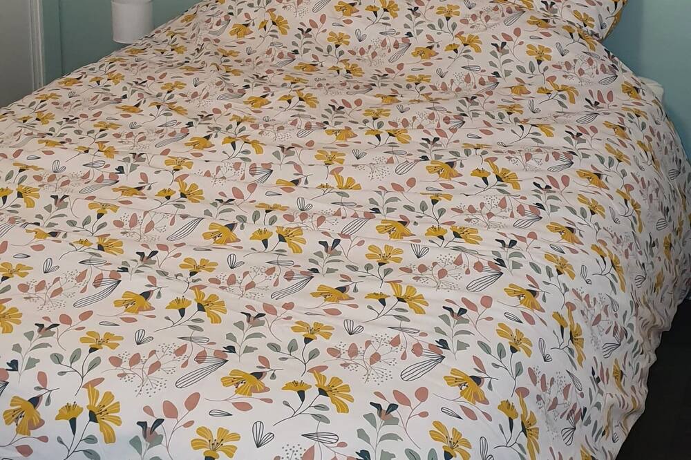 Photo of Bedroom in Deuil-la-Barre