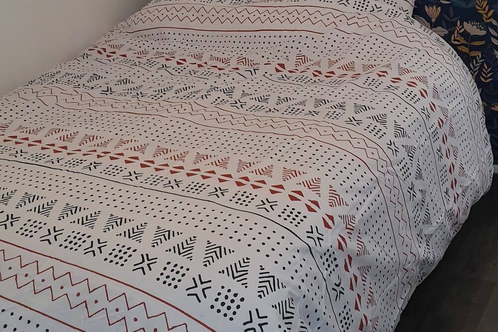 Photo of Bedroom in Deuil-la-Barre
