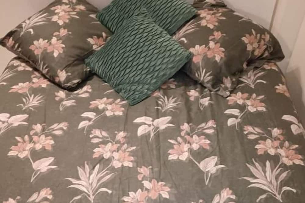 Photo of Bedroom in Bondy