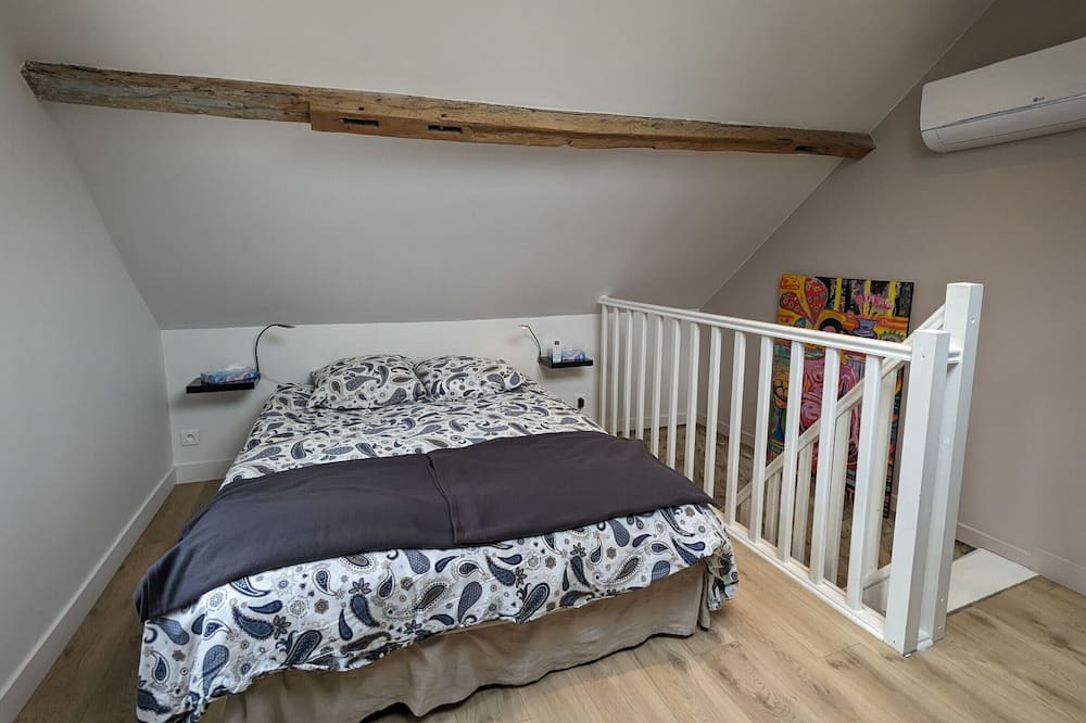 Photo of Bedroom in Olivet