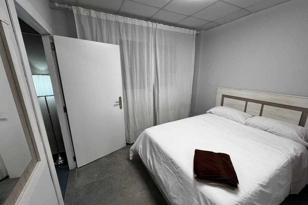 Photo of Bedroom in Patraix