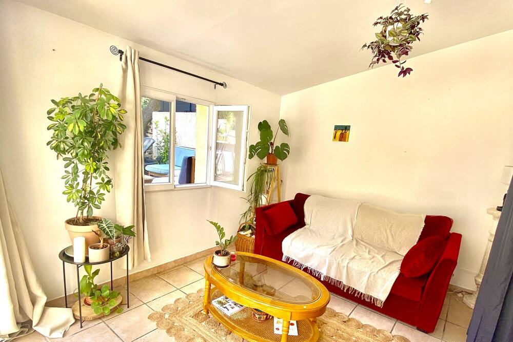Photo of Livingroom in Uchaud