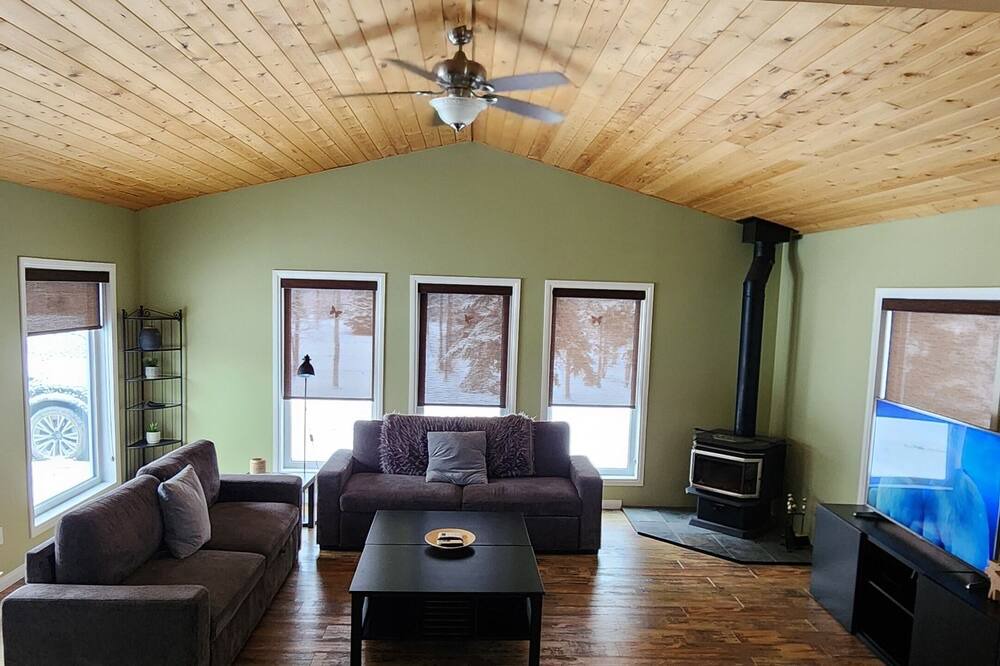 Photo of Livingroom in Lac du Bonnet