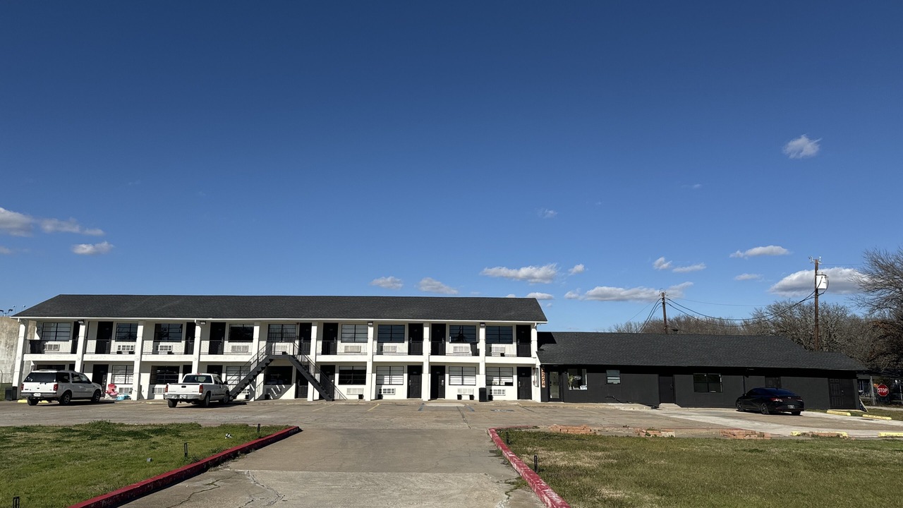 Photo of Outdoor in Gun Barrel City