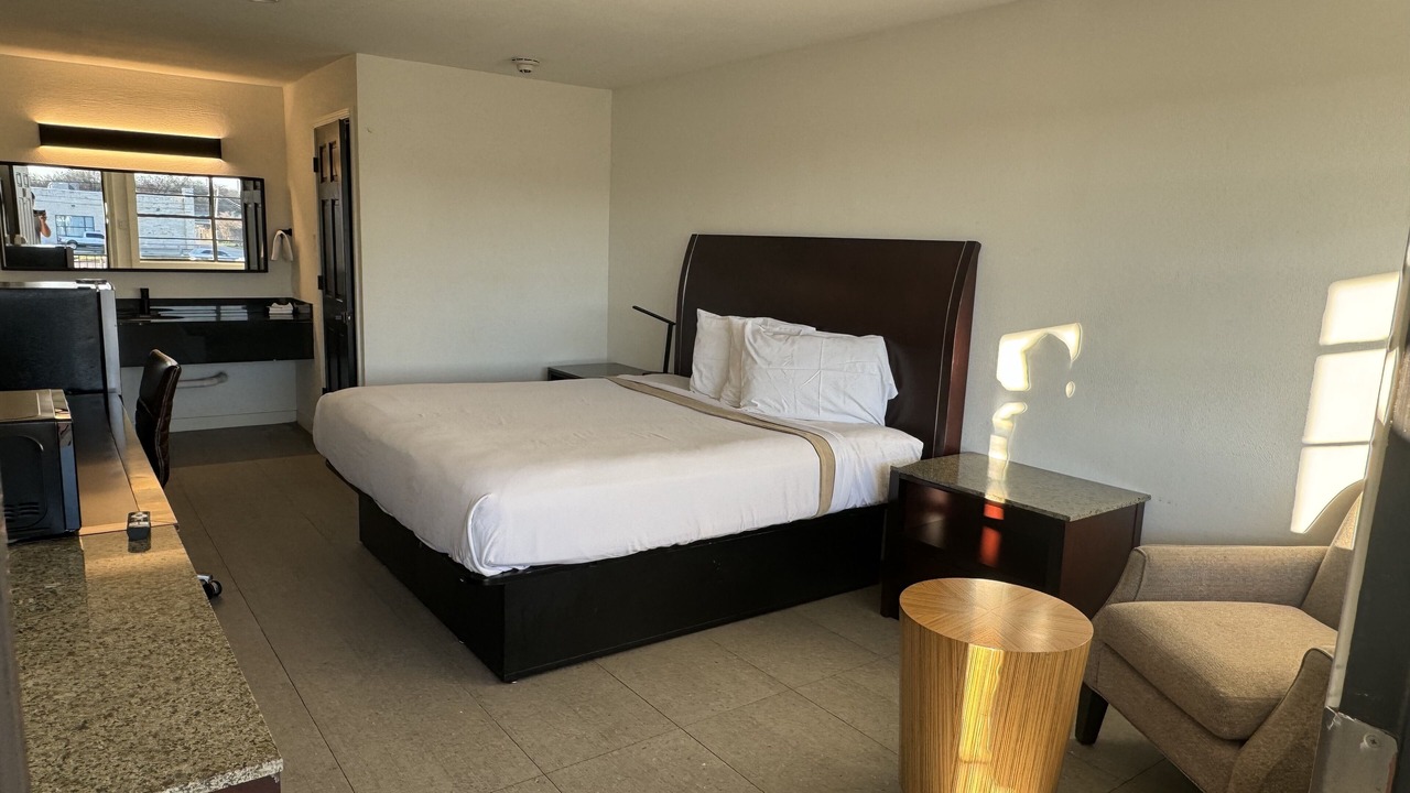 Photo of Bedroom in Gun Barrel City