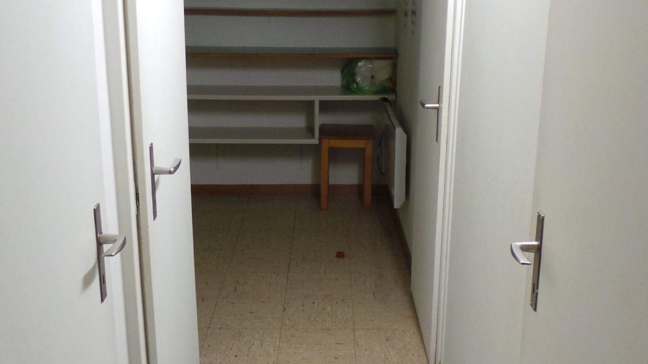 Photo of Others in Nuegg