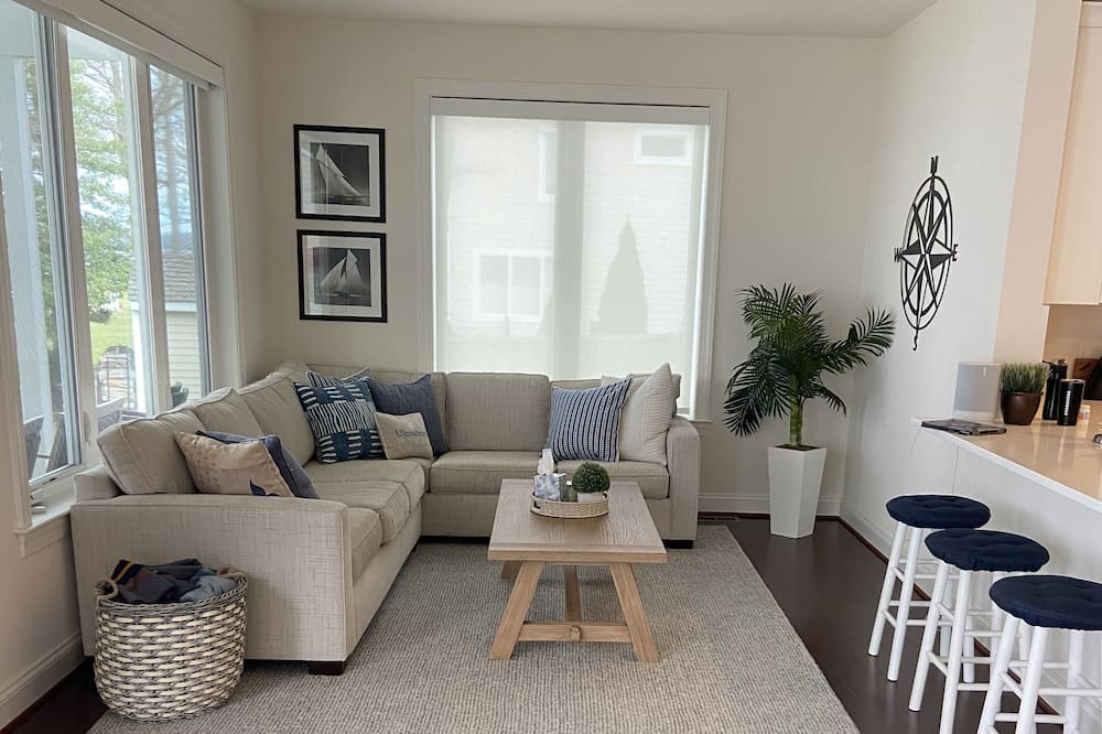 Photo of Livingroom in Arnold