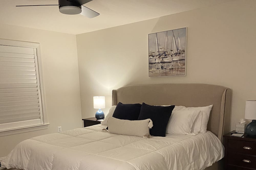Photo of Bedroom in Arnold